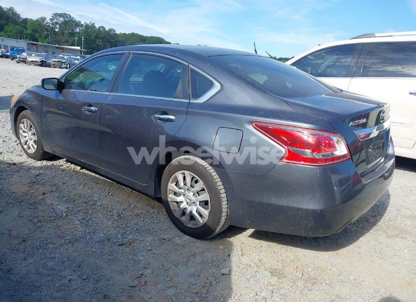 Photo 3 of 2013 Nissan Altima 2.5 S (VIN 1N4AL3APXDC184348)