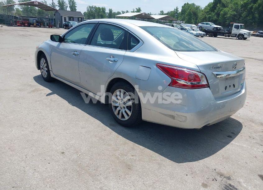 Photo 3 of 2013 Nissan Altima 2.5 S (VIN 1N4AL3APXDC204095)