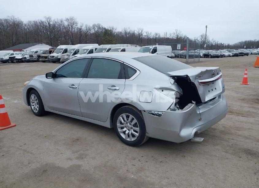 Photo 3 of 2013 Nissan Altima 2.5 S (VIN 1N4AL3APXDC208311)