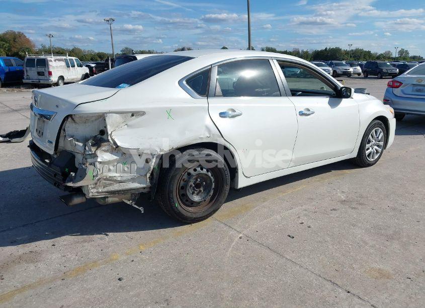 Photo 4 of 2013 Nissan Altima 2.5 S (VIN 1N4AL3APXDC226579)