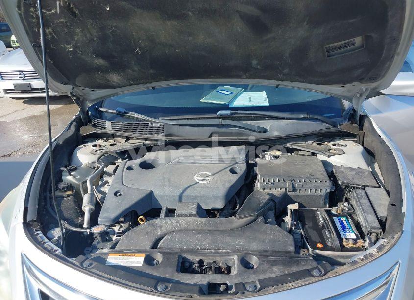 Photo 10 of 2013 Nissan Altima 2.5 S (VIN 1N4AL3APXDC230213)