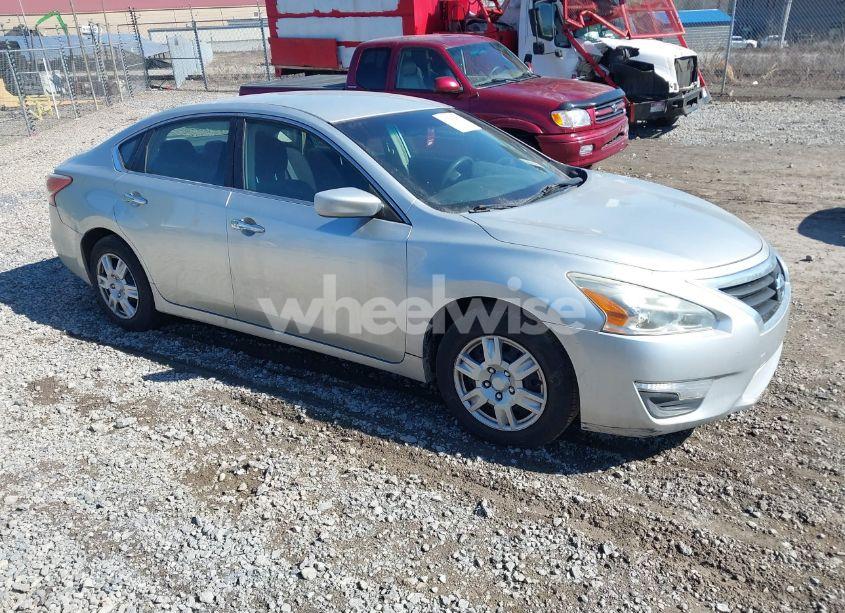 2013 Nissan Altima 2.5 S (VIN 1N4AL3APXDC243365) main photo