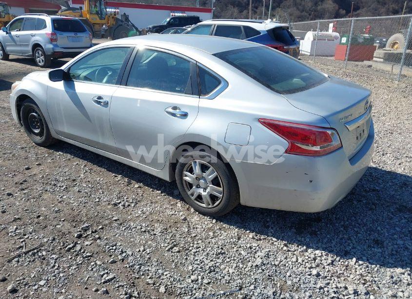 Photo 3 of 2013 Nissan Altima 2.5 S (VIN 1N4AL3APXDC243365)