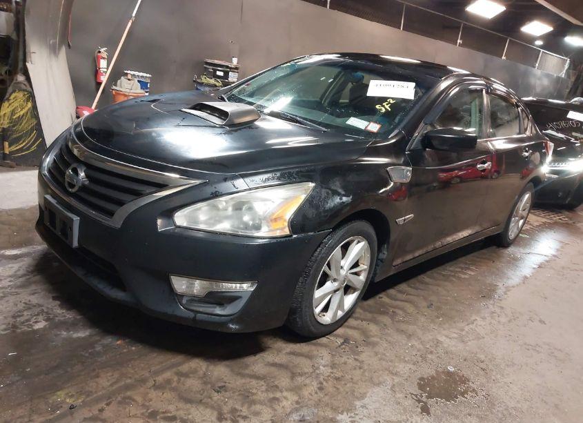 Photo 2 of 2013 Nissan Altima 2.5 SV (VIN 1N4AL3APXDC261235)