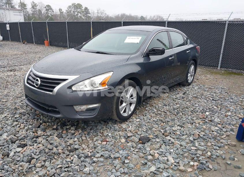 Photo 2 of 2013 Nissan Altima 2.5 SV (VIN 1N4AL3APXDC261641)