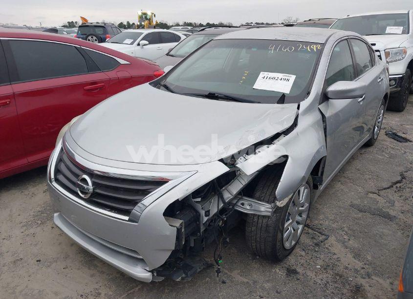 Photo 2 of 2013 Nissan Altima 2.5 S (VIN 1N4AL3APXDC294557)