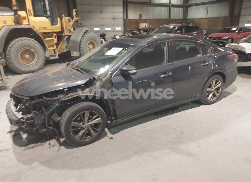 Photo 2 of 2013 Nissan Altima 2.5 SV (VIN 1N4AL3APXDC299435)