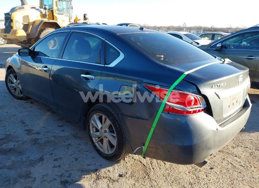 Photo 3 of 2013 Nissan Altima 2.5 SV (VIN 1N4AL3APXDC907812)