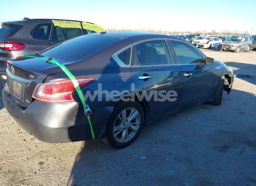 Photo 4 of 2013 Nissan Altima 2.5 SV (VIN 1N4AL3APXDC907812)