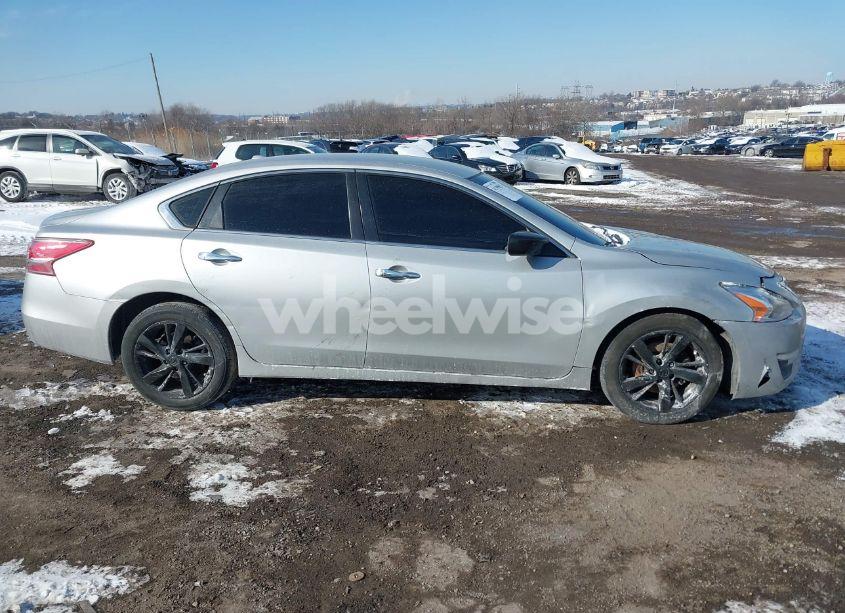 Photo 13 of 2013 Nissan Altima 2.5 SV (VIN 1N4AL3APXDC909897)