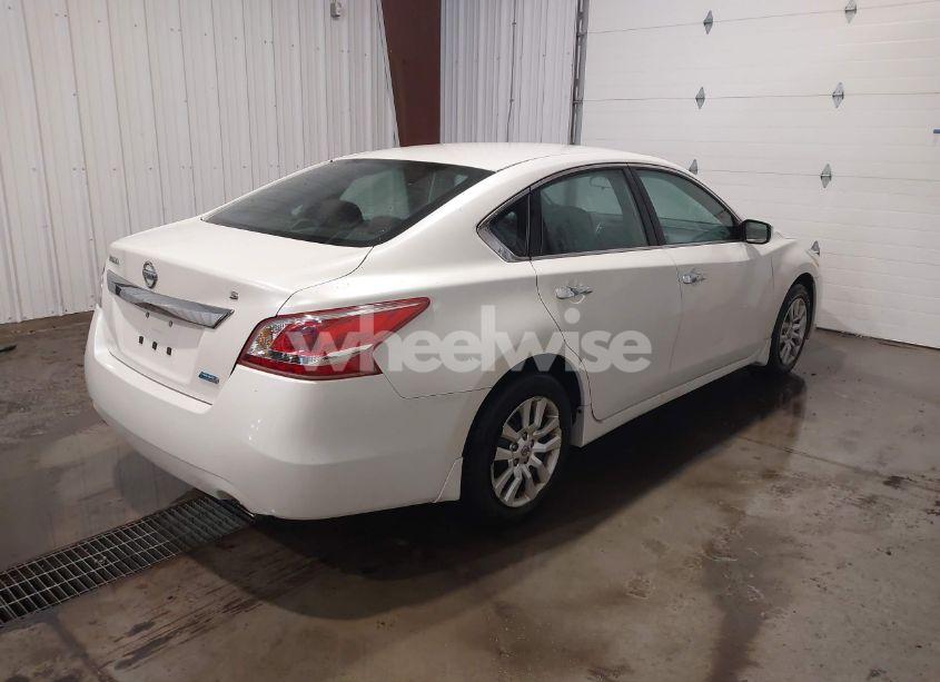 Photo 4 of 2013 Nissan Altima 2.5 S (VIN 1N4AL3APXDC920558)