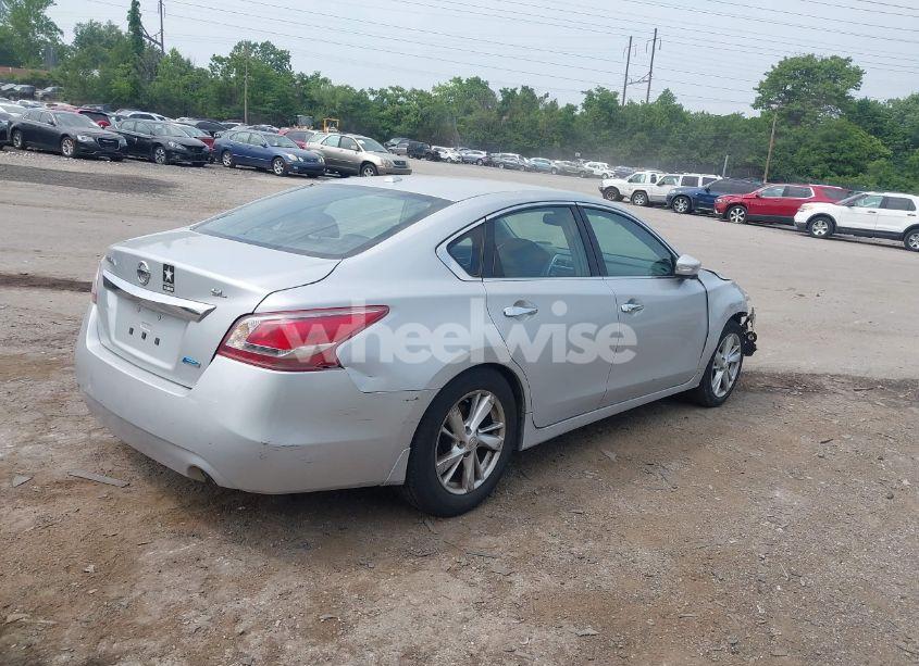 Photo 4 of 2013 Nissan Altima 2.5 SL (VIN 1N4AL3APXDN404530)