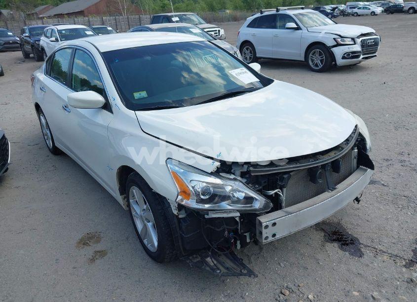 2013 Nissan Altima 2.5 SV (VIN 1N4AL3APXDN420162) main photo