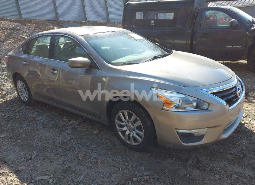 2013 Nissan Altima 2.5 S (VIN 1N4AL3APXDN424938) main photo
