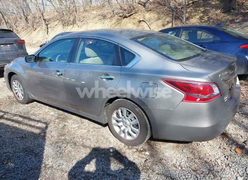 Photo 3 of 2013 Nissan Altima 2.5 S (VIN 1N4AL3APXDN424938)