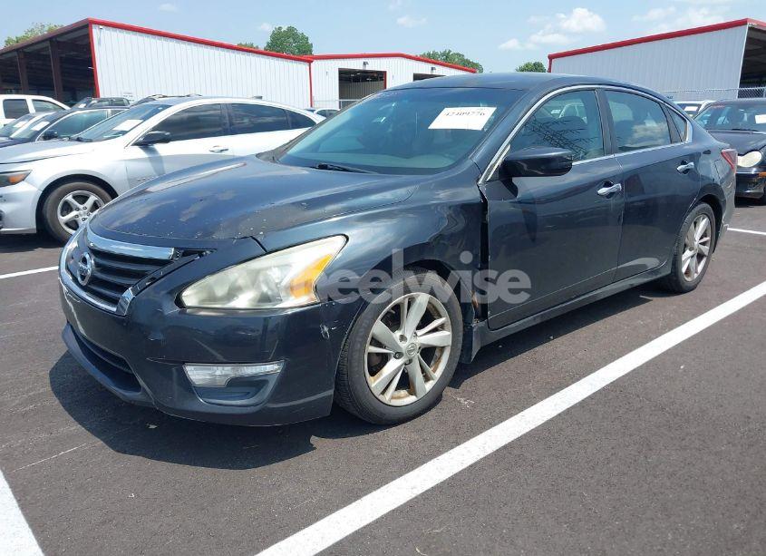 Photo 2 of 2013 Nissan Altima 2.5 SV (VIN 1N4AL3APXDN427838)