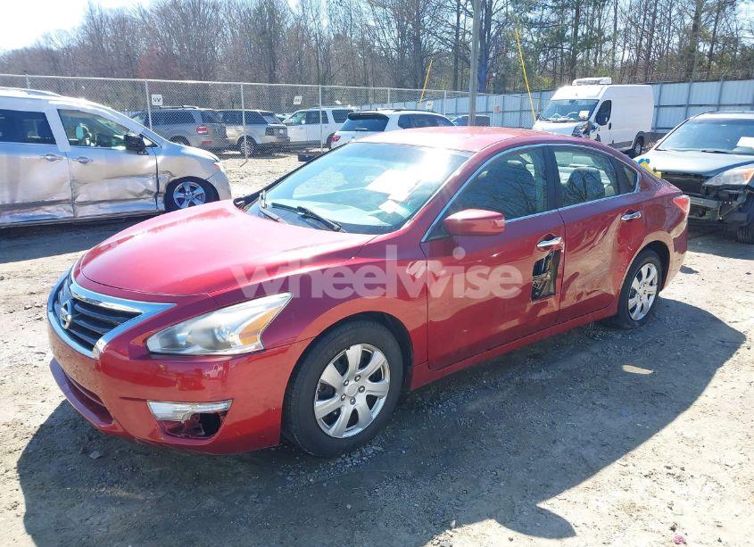 Photo 2 of 2013 Nissan Altima 2.5 S (VIN 1N4AL3APXDN432747)