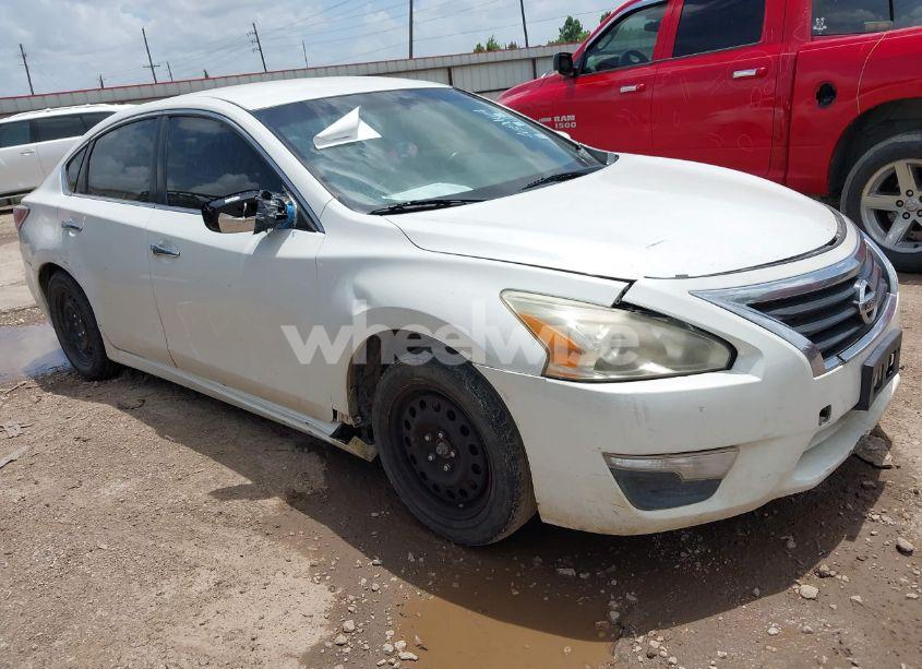 2013 Nissan Altima 2.5 S (VIN 1N4AL3APXDN439164) main photo