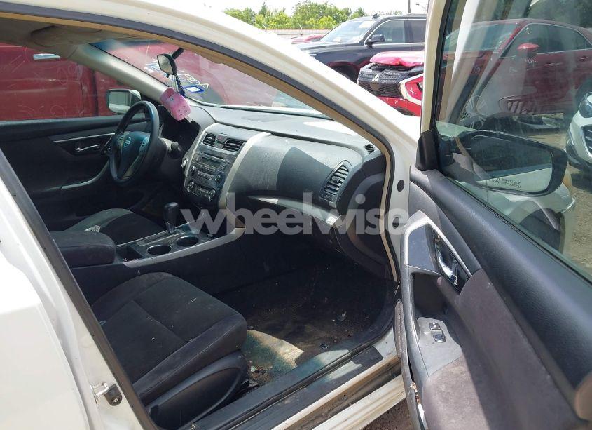 Photo 5 of 2013 Nissan Altima 2.5 S (VIN 1N4AL3APXDN439164)