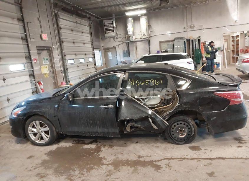 Photo 15 of 2013 Nissan Altima 2.5 SV (VIN 1N4AL3APXDN456563)