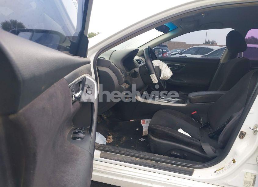 Photo 5 of 2013 Nissan Altima 2.5 S (VIN 1N4AL3APXDN468034)