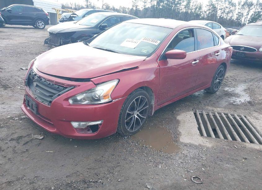 Photo 2 of 2013 Nissan Altima 2.5 S (VIN 1N4AL3APXDN472147)