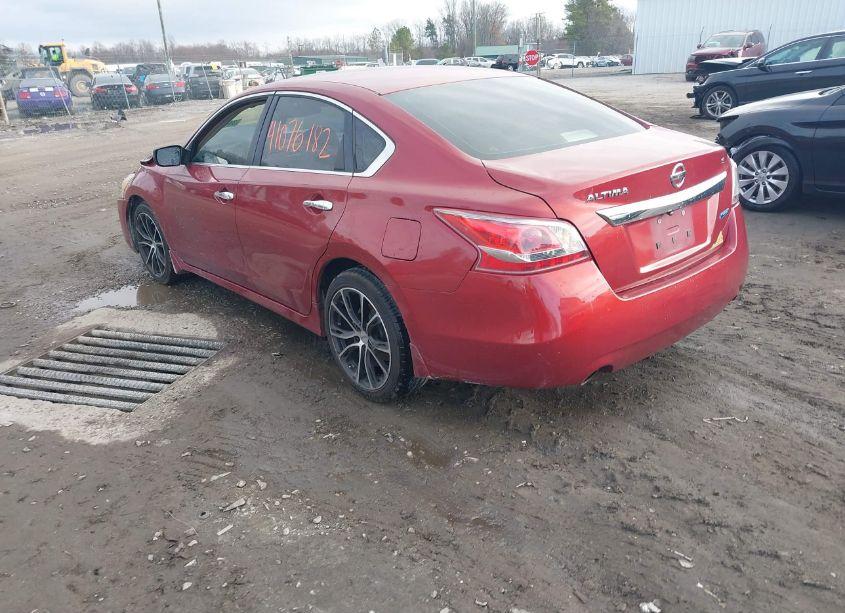 Photo 3 of 2013 Nissan Altima 2.5 S (VIN 1N4AL3APXDN472147)