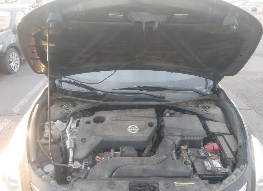 Photo 10 of 2013 Nissan Altima 2.5 S (VIN 1N4AL3APXDN487005)