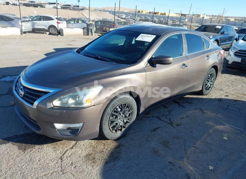 Photo 2 of 2013 Nissan Altima 2.5 S (VIN 1N4AL3APXDN493712)
