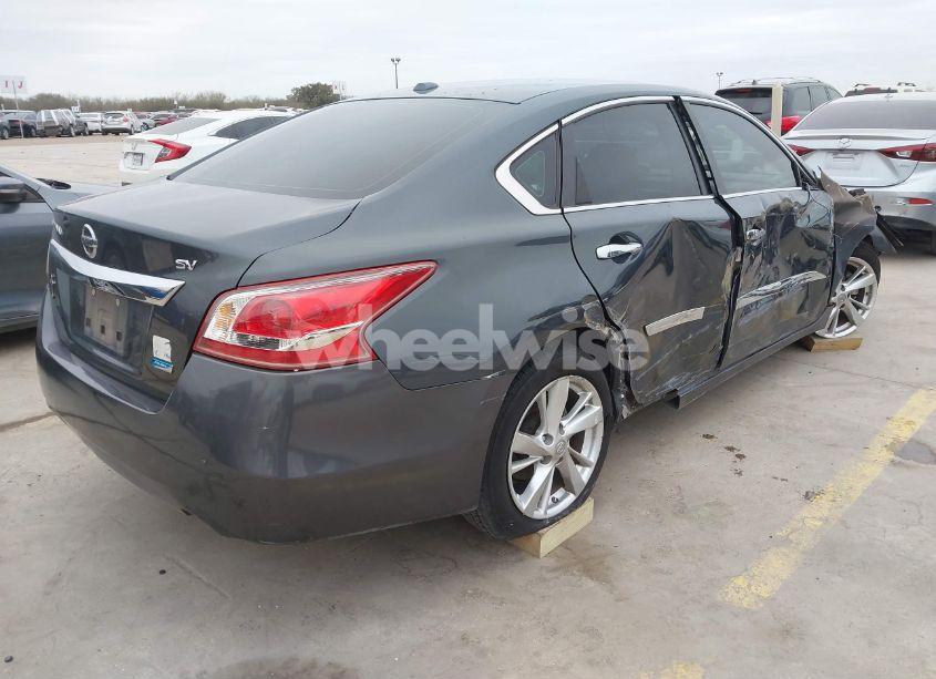 Photo 4 of 2013 Nissan Altima 2.5 SV (VIN 1N4AL3APXDN503784)