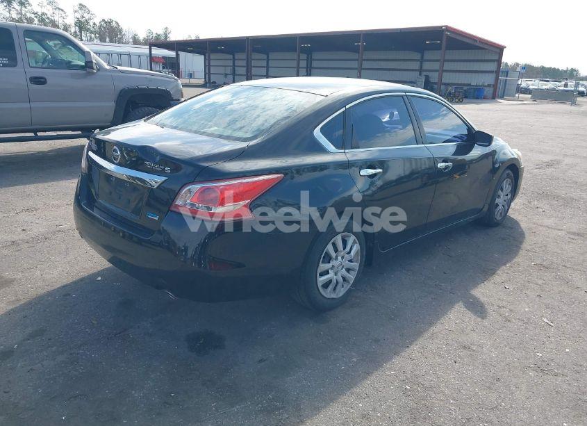 Photo 4 of 2013 Nissan Altima 2.5 S (VIN 1N4AL3APXDN512503)