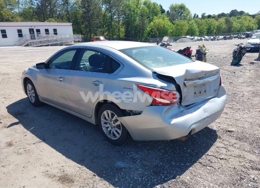 Photo 3 of 2013 Nissan Altima 2.5 S (VIN 1N4AL3APXDN512761)