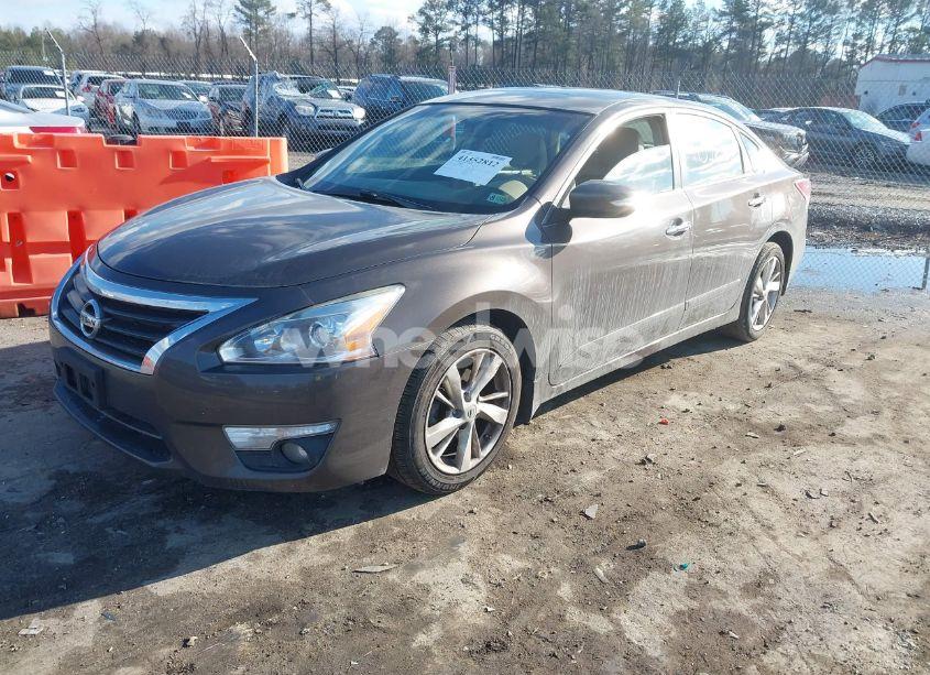 Photo 2 of 2013 Nissan Altima 2.5 SL (VIN 1N4AL3APXDN535019)