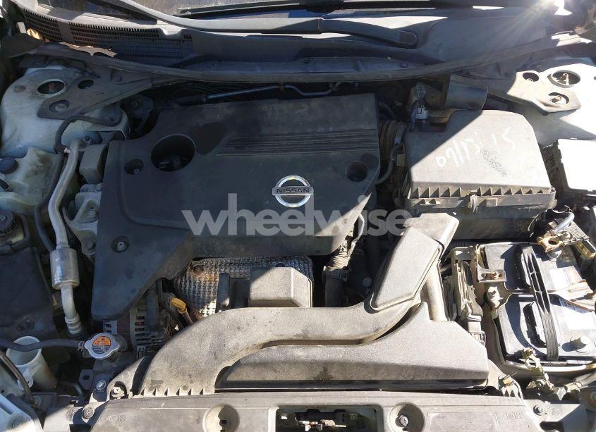 Photo 10 of 2013 Nissan Altima 2.5 S (VIN 1N4AL3APXDN554587)