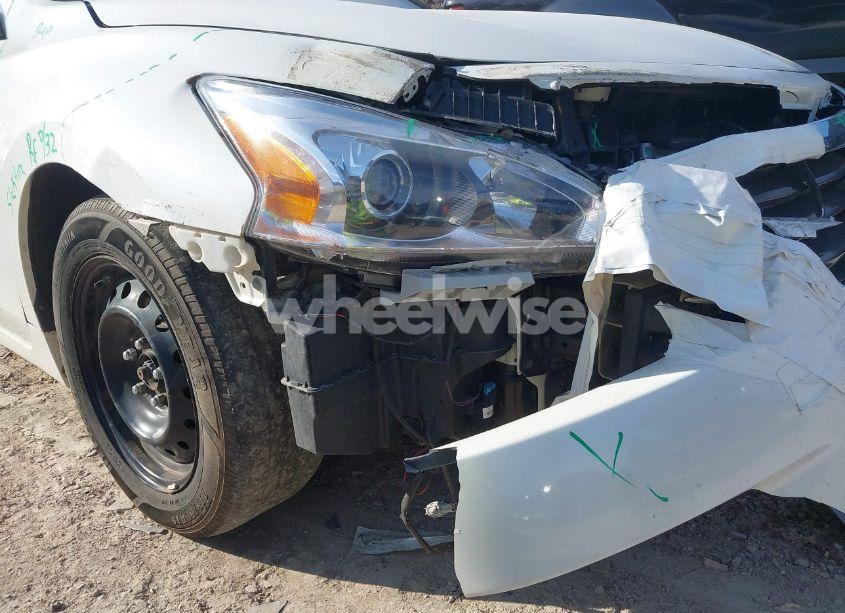 Photo 13 of 2013 Nissan Altima 2.5 S (VIN 1N4AL3APXDN554847)