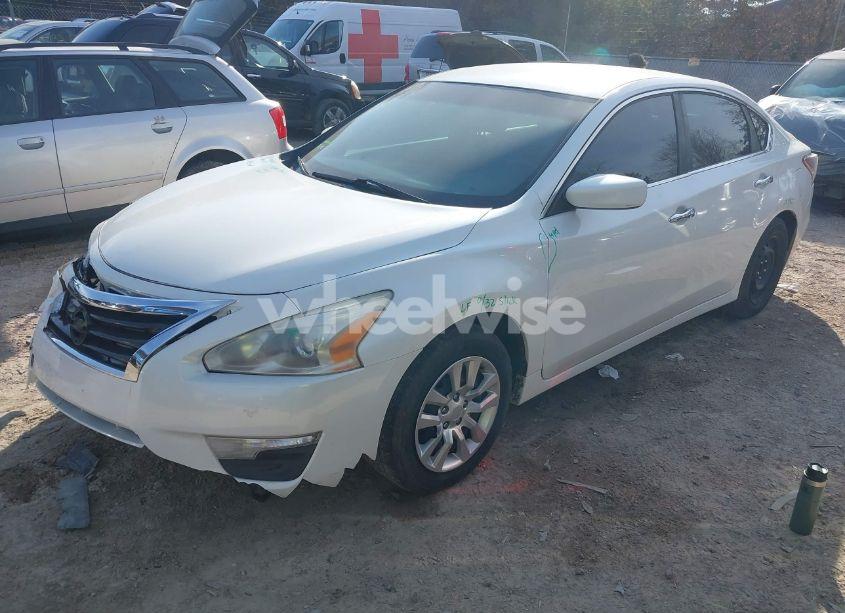 Photo 2 of 2013 Nissan Altima 2.5 S (VIN 1N4AL3APXDN554847)