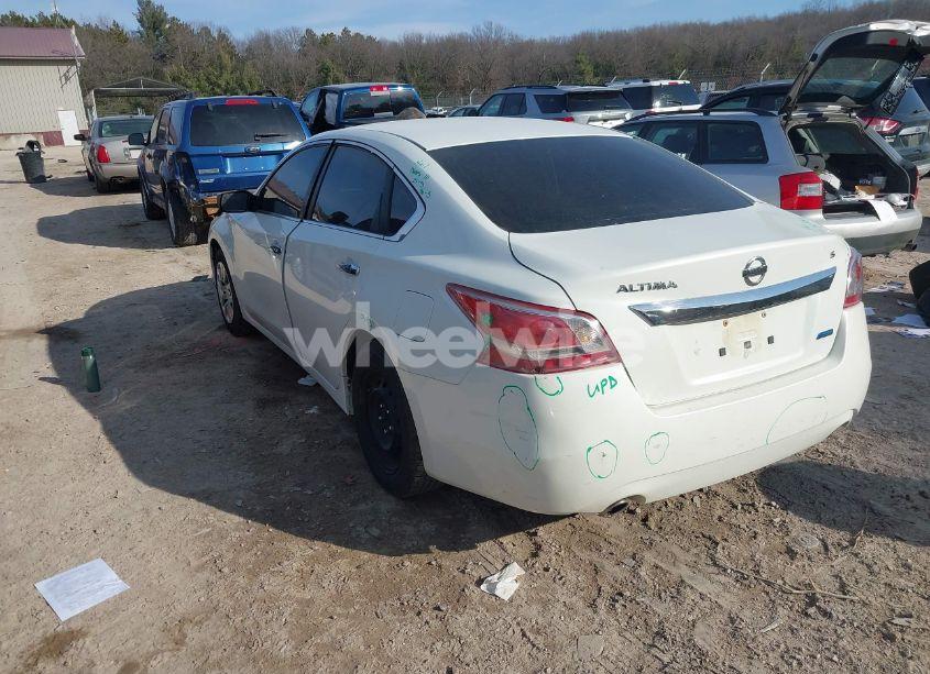 Photo 3 of 2013 Nissan Altima 2.5 S (VIN 1N4AL3APXDN554847)