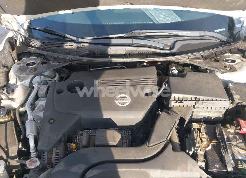 Photo 10 of 2013 Nissan Altima 2.5 S (VIN 1N4AL3APXDN558087)