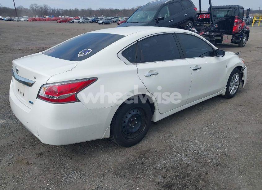 Photo 4 of 2014 Nissan Altima 2.5 S (VIN 1N4AL3APXEC107044)