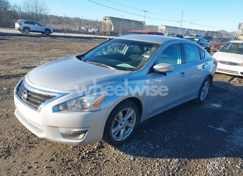 Photo 2 of 2014 Nissan Altima 2.5 SV (VIN 1N4AL3APXEC108288)