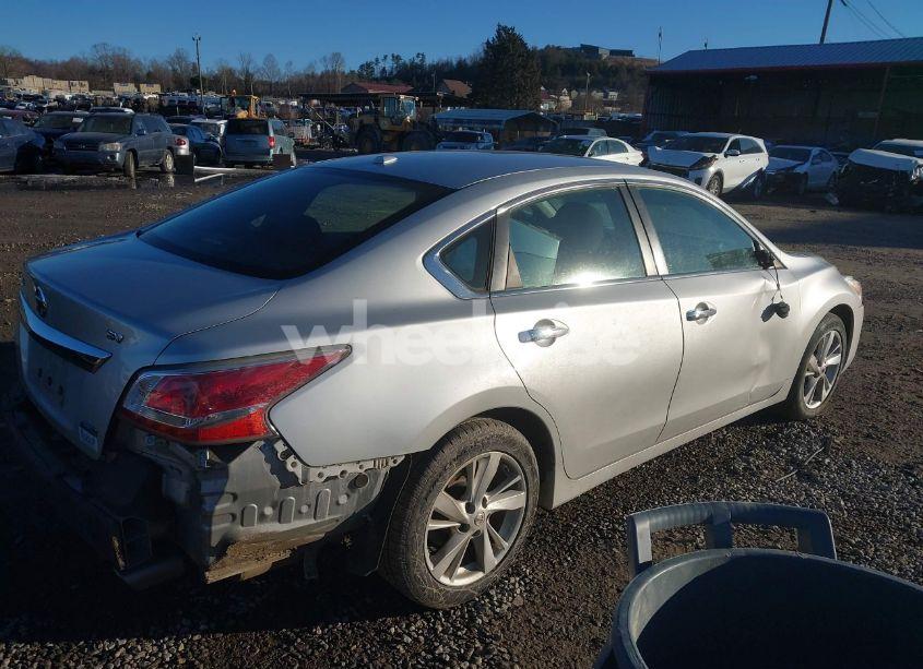 Photo 4 of 2014 Nissan Altima 2.5 SV (VIN 1N4AL3APXEC108288)