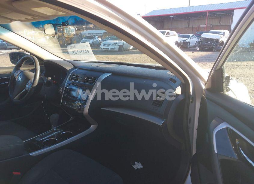 Photo 5 of 2014 Nissan Altima 2.5 SV (VIN 1N4AL3APXEC108288)
