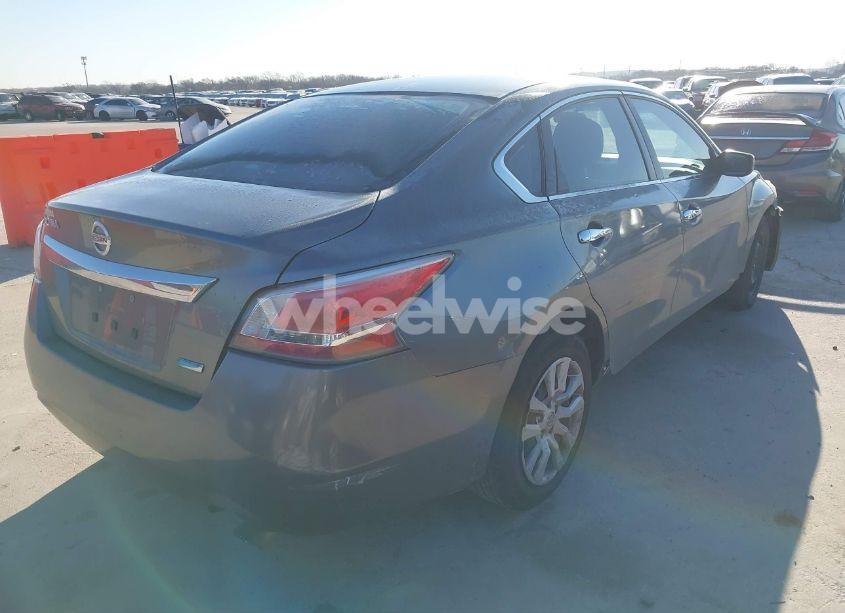 Photo 4 of 2014 Nissan Altima 2.5 (VIN 1N4AL3APXEC125088)