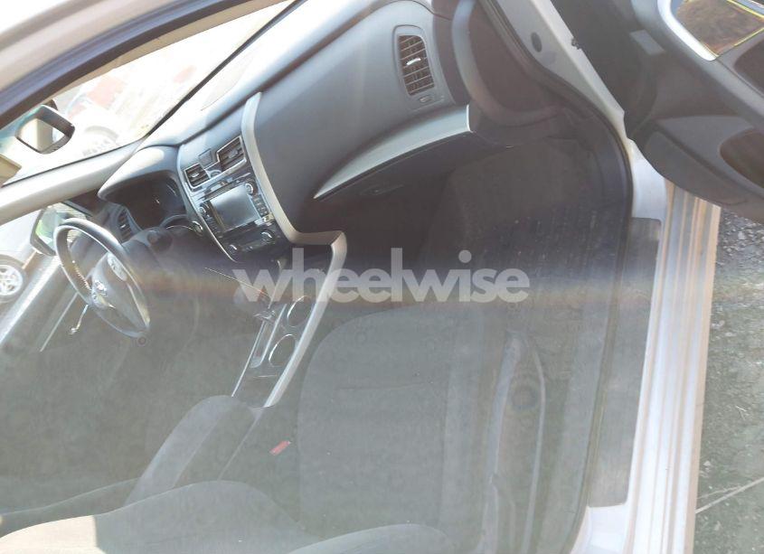 Photo 5 of 2014 Nissan Altima 2.5 SV (VIN 1N4AL3APXEC141176)