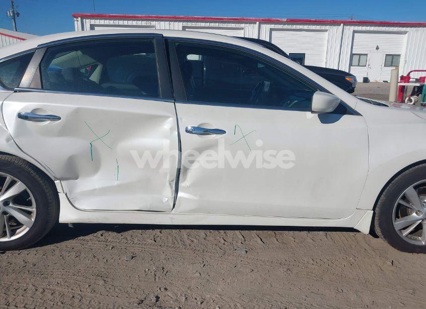 Photo 13 of 2014 Nissan Altima 2.5 SV (VIN 1N4AL3APXEC190765)