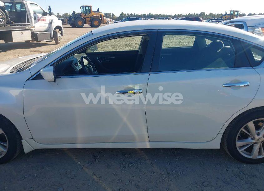 Photo 14 of 2014 Nissan Altima 2.5 SV (VIN 1N4AL3APXEC190765)