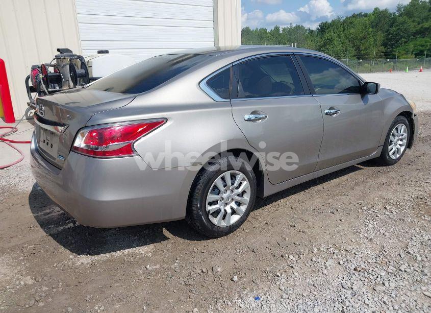 Photo 4 of 2014 Nissan Altima 2.5 S (VIN 1N4AL3APXEC193326)