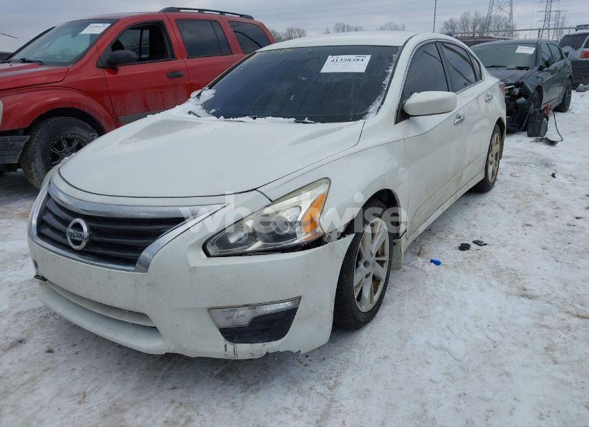 Photo 2 of 2014 Nissan Altima 2.5 SV (VIN 1N4AL3APXEC199675)