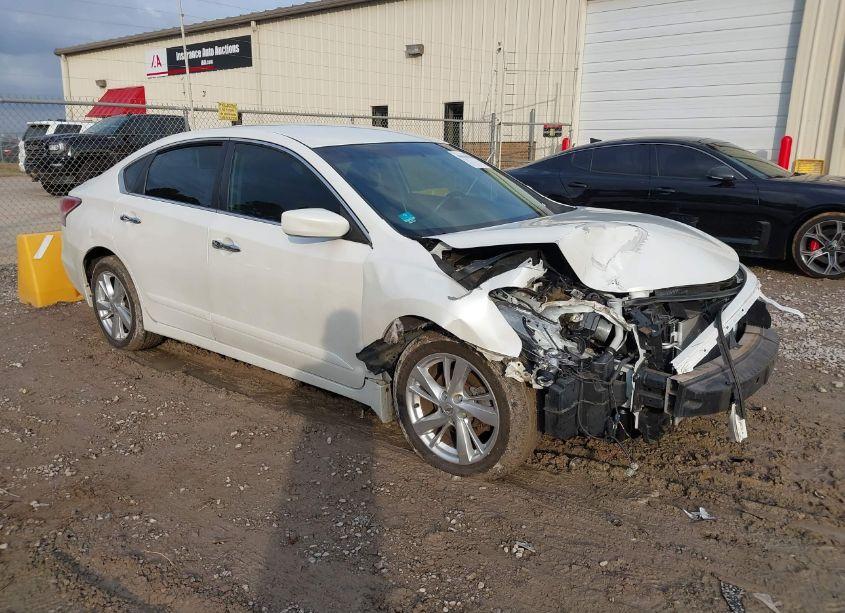 2014 Nissan Altima 2.5 SV (VIN 1N4AL3APXEC328367) main photo