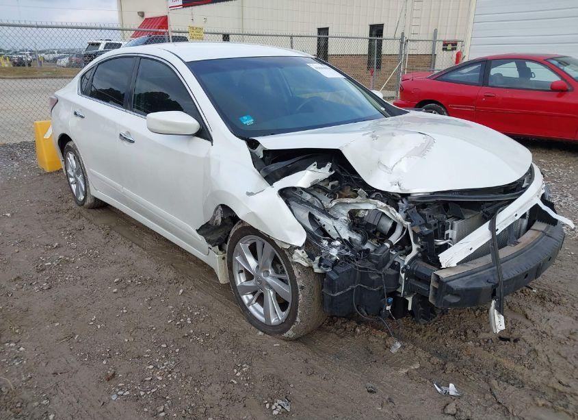 Photo 6 of 2014 Nissan Altima 2.5 SV (VIN 1N4AL3APXEC328367)